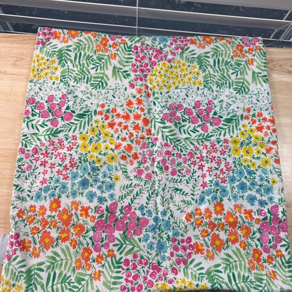 Lot of 2 Shabby Chic Multicolor Floral Zipper Throw Pillow Covers - 18